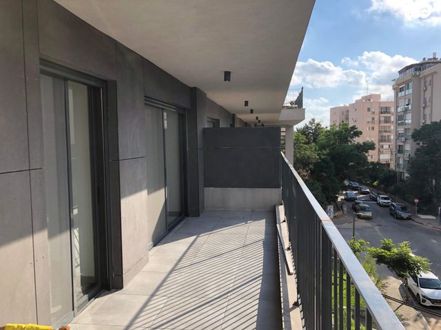 דירה, יהודה הלוי 35, מרכז, הרצליה