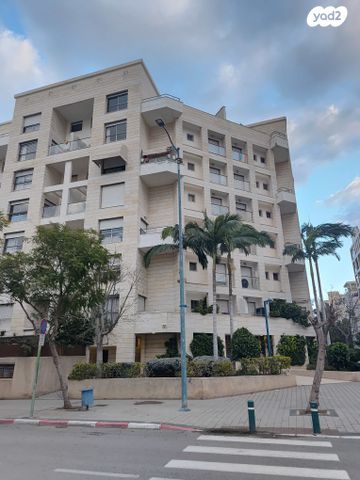 זכרון יעקב 37