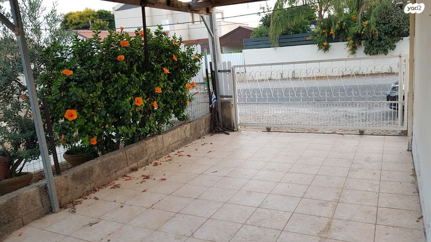 בית פרטי/ קוטג', שדרות אהרונוביץ' 14, נווה חיים, חדרה