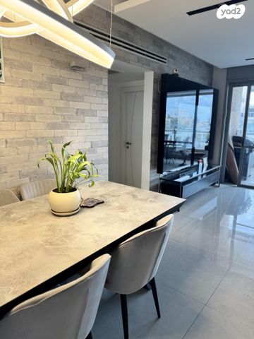 לוחמי הגטו 42