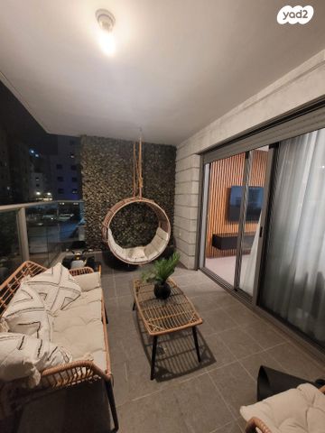 דירה, שדרות הרצל 46, נאות שמיר, יבנה