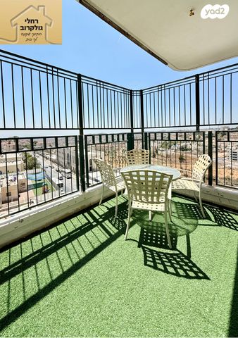 דירה, האדמו"ר מרוז'ין 28, האתרוג, ביתר עילית