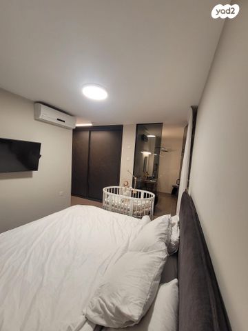 דירה, שדרות הרצל 46, נאות שמיר, יבנה