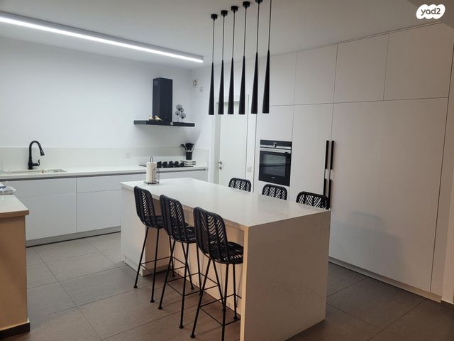 דירה, שדרות הרצל 46, נאות שמיר, יבנה