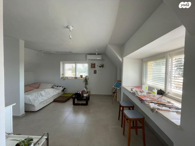 יחידת דיור, הדרים 82, מרכז פרדס חנה, פרדס חנה כרכור