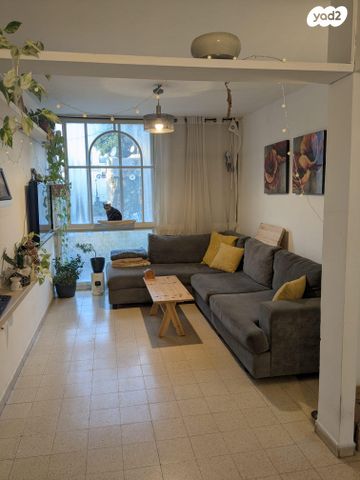 בן גוריון 21