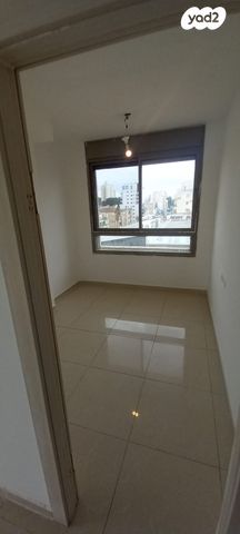 גג/ פנטהאוז, דרך יבנה 40, ב' / צפון מערב העיר, רחובות