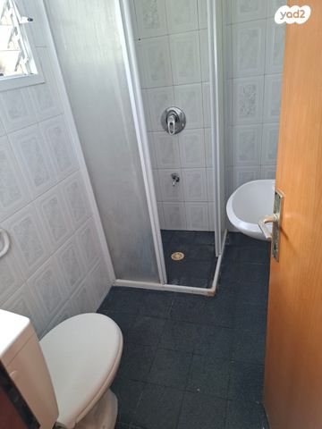 יחידת דיור, שבזי 15, קרית שז"ר, רעננה