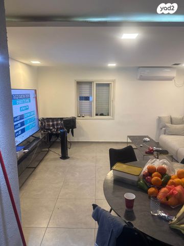 דירה, ברל כצנלסון 42, רמת ורבר, פתח תקווה