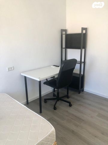 דירה, יעקב מלול 16, שיכון ד', קרית שמונה