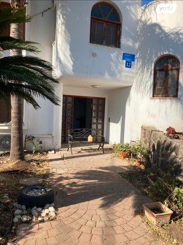 בית פרטי/ קוטג', השומר 10, שיכון עובדים, טבריה