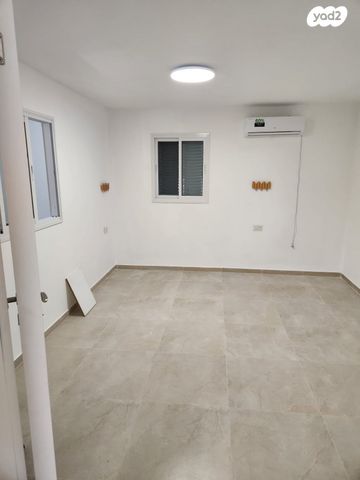 דירה, העלייה הראשונה 1, נווה יהושע, ערמונים, רמת גן