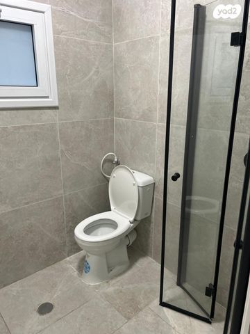 דירה, שדרות חיים וייצמן 36, צפון מזרח מרכז העיר, נתניה