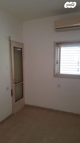 דירה, ז'בוטינסקי 136, הצפון החדש - כיכר המדינה, תל אביב יפו