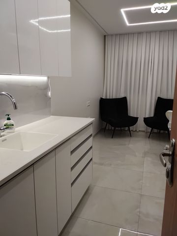 יחידת דיור, סוקולוב 32, מרכז העיר, בני ברק