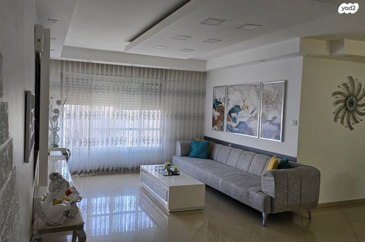 גג/ פנטהאוז, דרך לוד הירוקה 4, גני יער, לוד