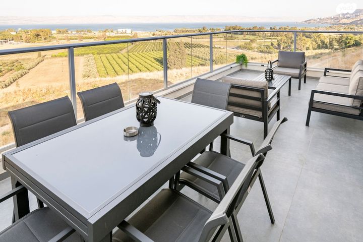 דירת גן, השקד 1, מגדל, מגדל