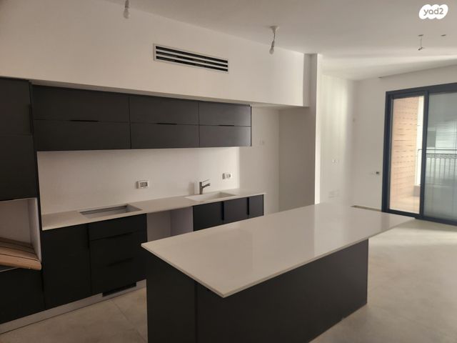 יצחק שמיר 30