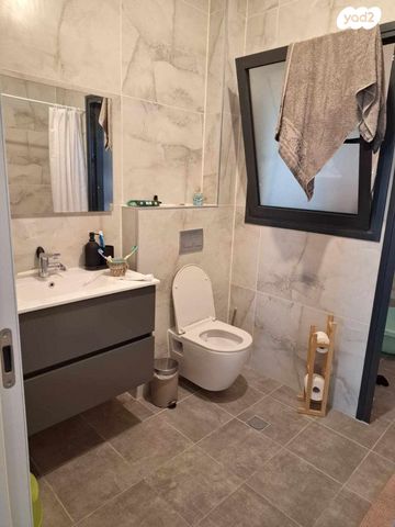 דירה, עין המערה 13, המעיינות, מצפה רמון