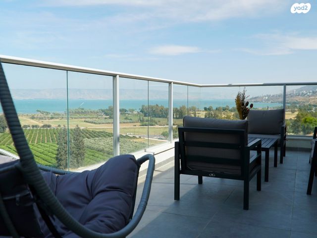 דירת גן, השקד 1, מגדל, מגדל