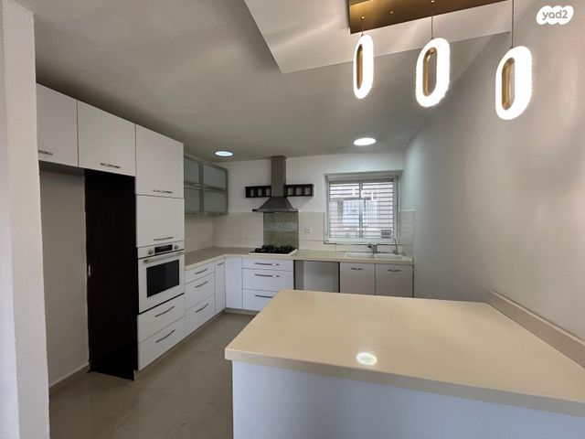 דירה, הנוטרים 14, אגרובנק, חולון