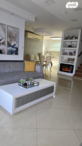 גג/ פנטהאוז, דרך לוד הירוקה 4, גני יער, לוד