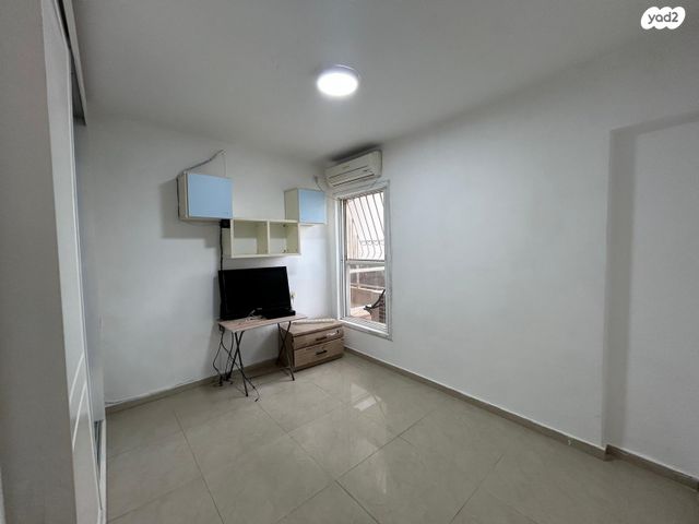 דירה, הנוטרים 14, אגרובנק, חולון