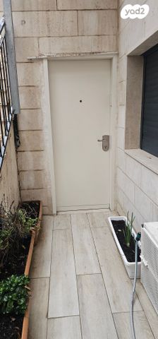 יחידת דיור, שאול המלך 5, המכבים, גבעת זאב