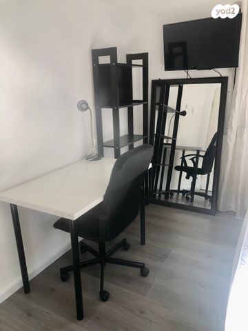 דירה, יעקב מלול 16, שיכון ד', קרית שמונה