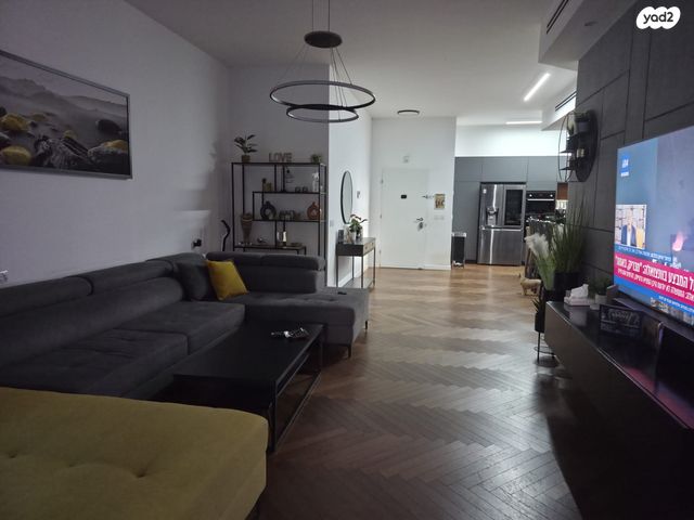 נתן אלתרמן 3