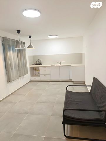 יחידת דיור, משעול האשכולית 12, מגדים, קרית גת