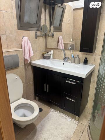 גג/ פנטהאוז, אמנון ותמר 3, מרום נווה, רמת יצחק, רמת גן