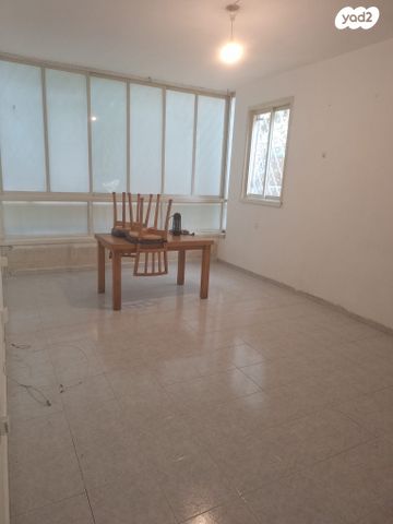 דירה, המעפיל 16, שכונת גפן, רמת גן