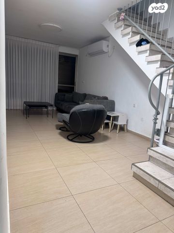 גג/ פנטהאוז, אמנון ותמר 3, מרום נווה, רמת יצחק, רמת גן