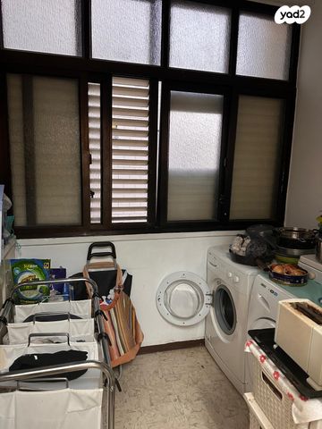 דירה, דרך בן גוריון 255, תל גנים, רמת גן