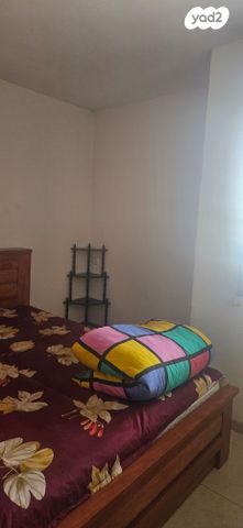 דירה, דוד רזיאל 4, רמת הנשיא, בת ים