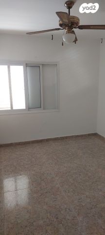 דירה, יפה נוף 228, הראשונים, שלומי