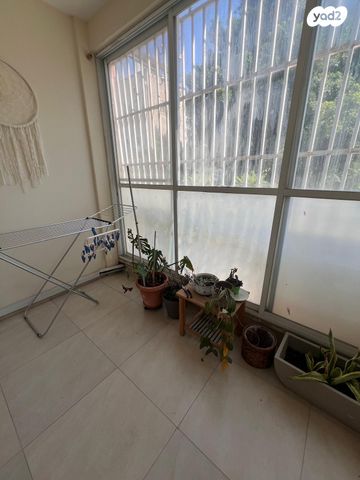 דירה, שדרות ירושלים 1, צפון יפו, המושבה האמריקאית-גרמנית, תל אביב יפו