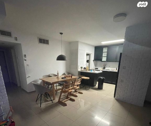 דירה, מח"ל 70, ניר אביב, תל אביב יפו