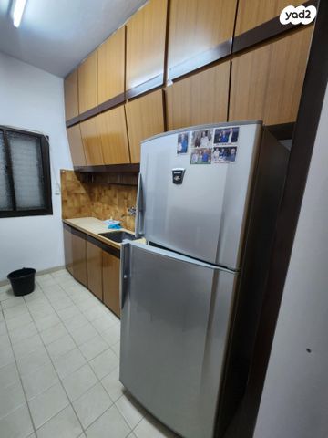 דירה, שדרות ג'יימס דה רוטשילד 12, קרית אליעזר, חיפה