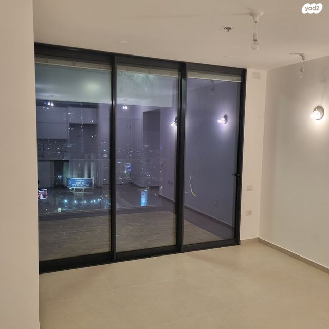 דירה, תוצרת הארץ 5, נחלת יצחק, תל אביב יפו