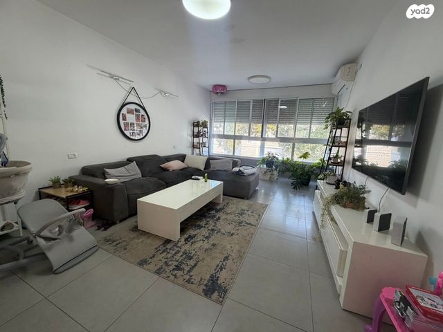 דירה, השר שטרית 18, קרית חיים מזרחית, חיפה