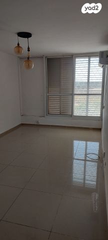 דירה, יפה נוף 228, הראשונים, שלומי