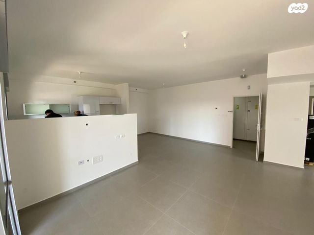 שדרות הציונות 77