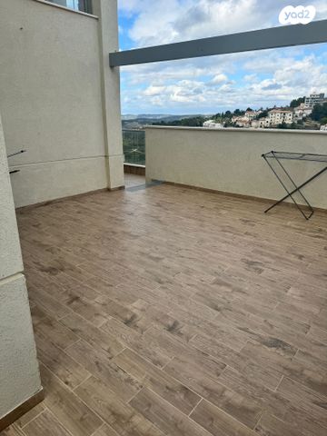 דירה, מירון 16, אורנים, מעלות תרשיחא