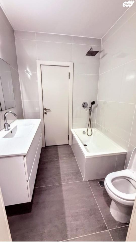 דירה, הפיוס 5, הרצליה הצעירה, הרצליה