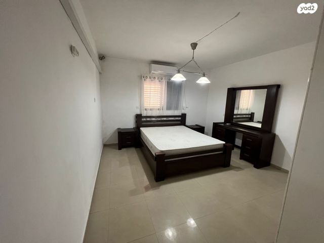 דירה, ישראל בן ציון 19, דרום מערב ותיק, בת ים