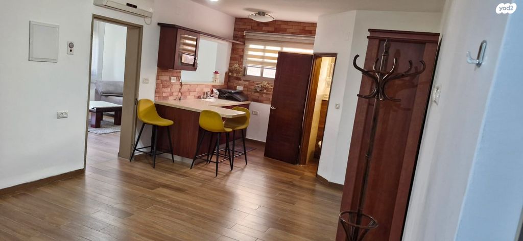 דירה, האלון 54, עין יעקב, עין יעקב