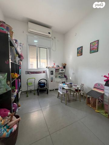 דירה, השר שטרית 18, קרית חיים מזרחית, חיפה