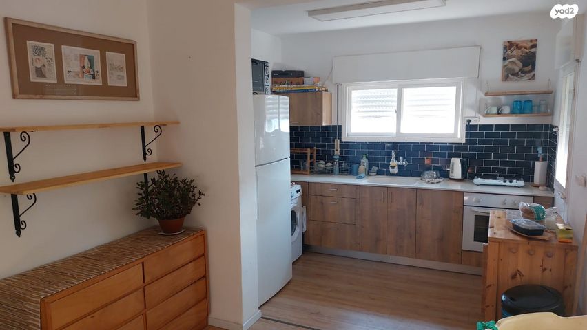 דירה, ארלוזורוב 43, עמידר, נהריה